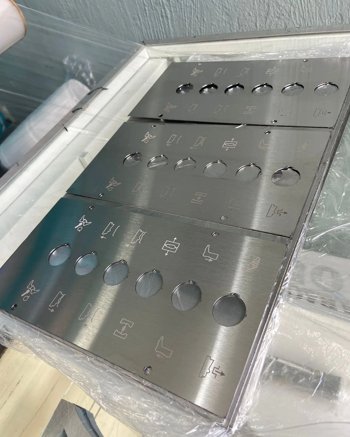 Taller de fabricación de placas conmemorativas en Zacatecas